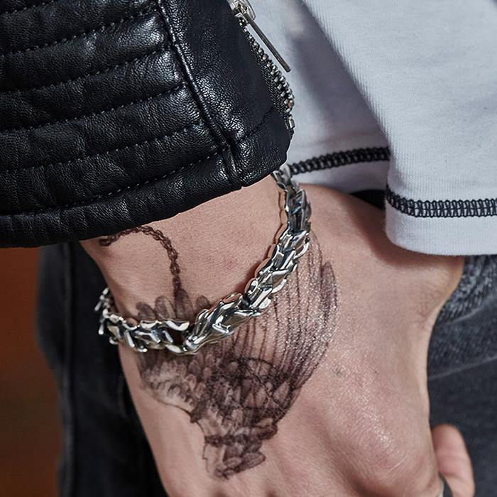 Buy Feeling Suhino Oxidised Chain Bracelet In 925 Silver from Shaya by  CaratLane