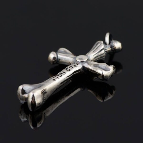 Skull Crossed Bones Pendant Necklace