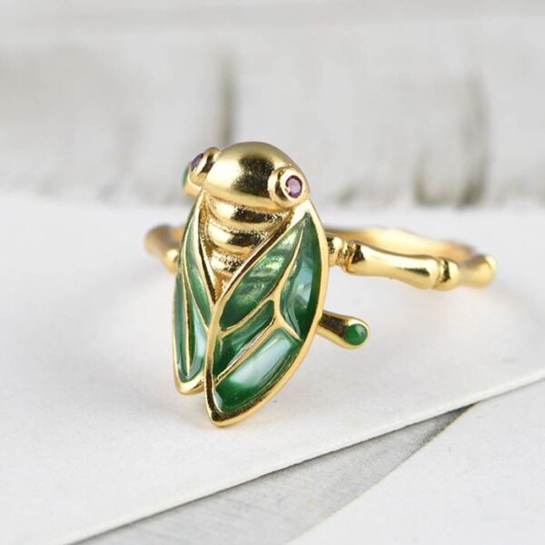 Fashion Enameling Cicada Ring