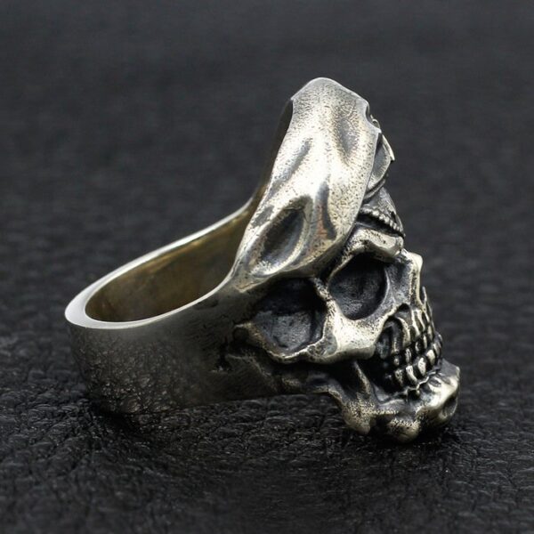 Sterling Silver Cyclopia Berets Skull Ring