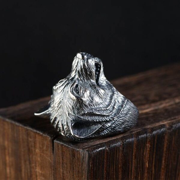 Silver Wolf Head Ring