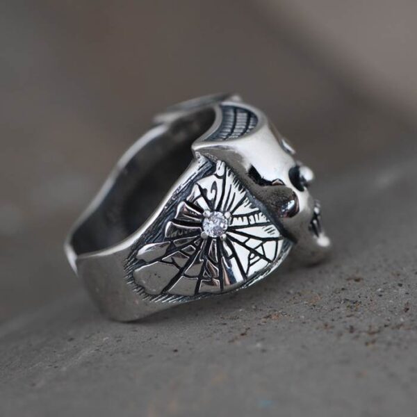 Double Clown Skull Ring