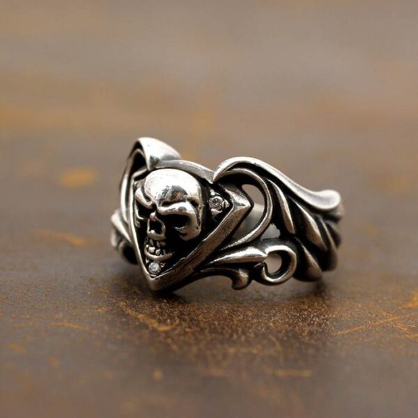 Gothic Skull Silver Ring