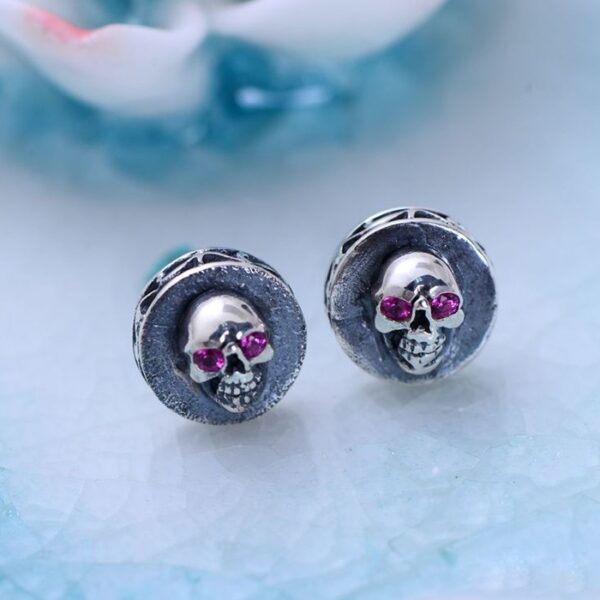 Skull Stud Earring