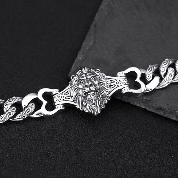 Sterling Silver Lion Curb Chain Bracelet