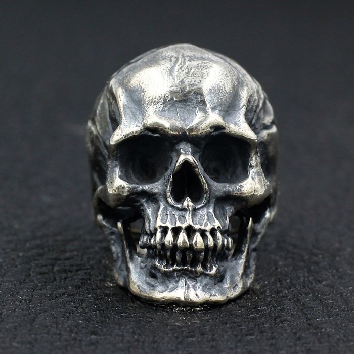biker skull rings