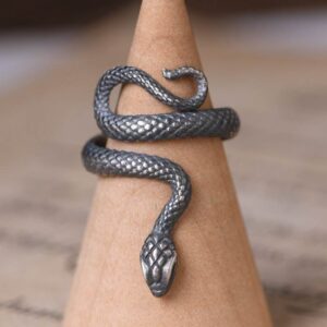 Silver Gothic Snake Ring