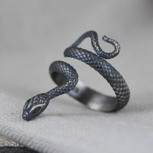 Silver Gothic Snake Ring