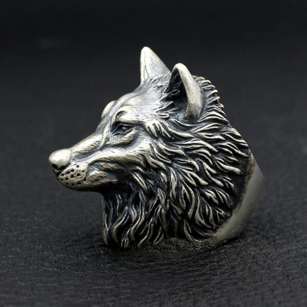 Heavy Wolf Ring