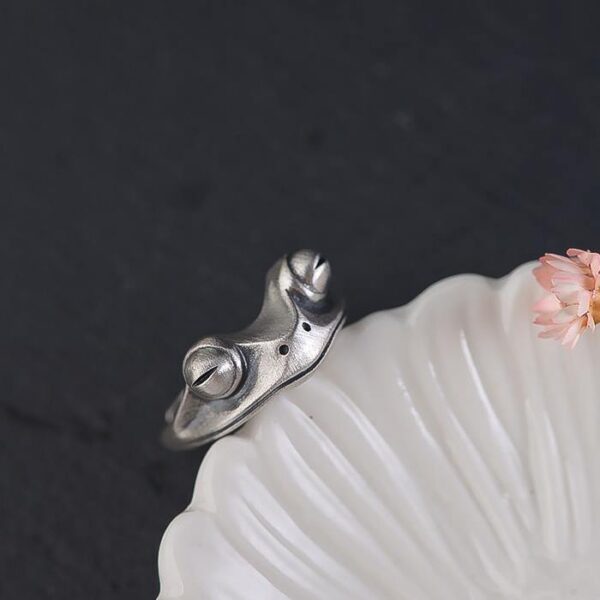 Womens Sterling Silver Frog Ring