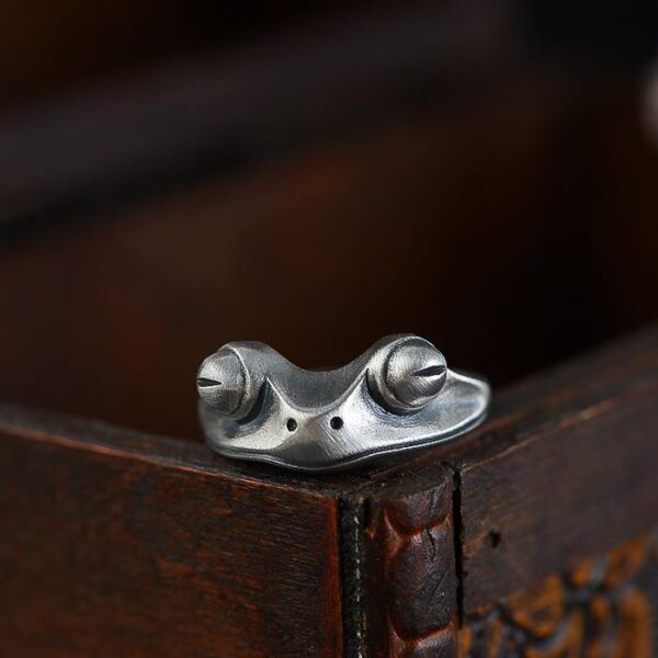 Womens Sterling Silver Frog Ring