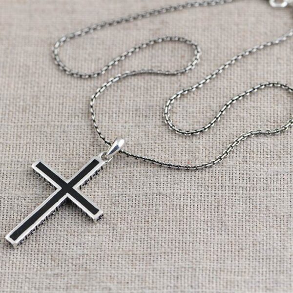 Silver Simple Cross Pendant Necklace