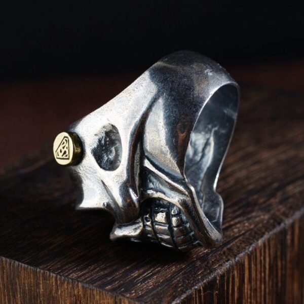 Sterling Silver One-Eyed Skull Ring
