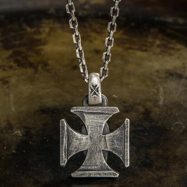 Fine Silver Iron Cross Skull Pendant Necklace