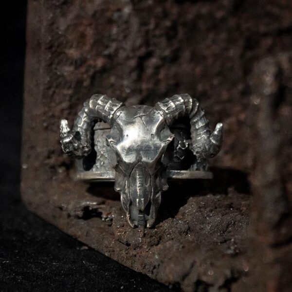 Ram Skull Ring
