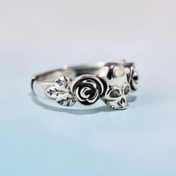 Women Silver Pretty Two Roses Skull Ring