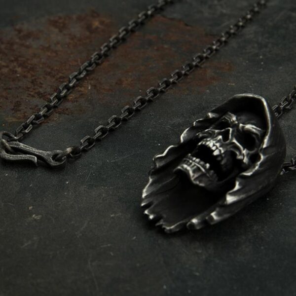 Reaper Vampire Skull Pendant Necklace