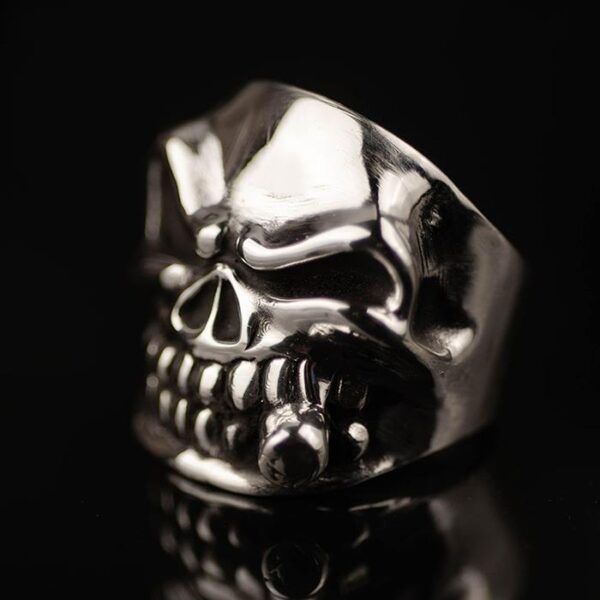 Fine Silver Skull Ring With Cigar