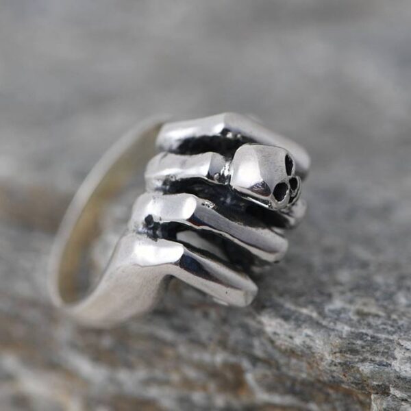 Skull Fist Hand Ring