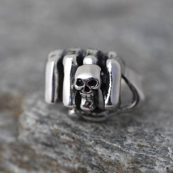 Skull Fist Hand Ring