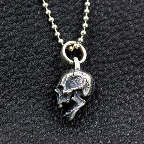 toothy skull pendant necklace