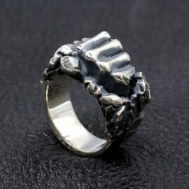 Monolith Riot Ring