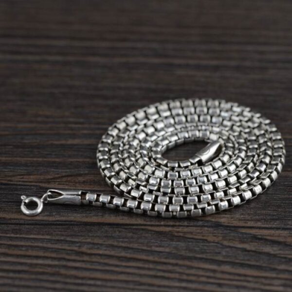 Silver 18" - 32" Rounded Box Chain Necklace