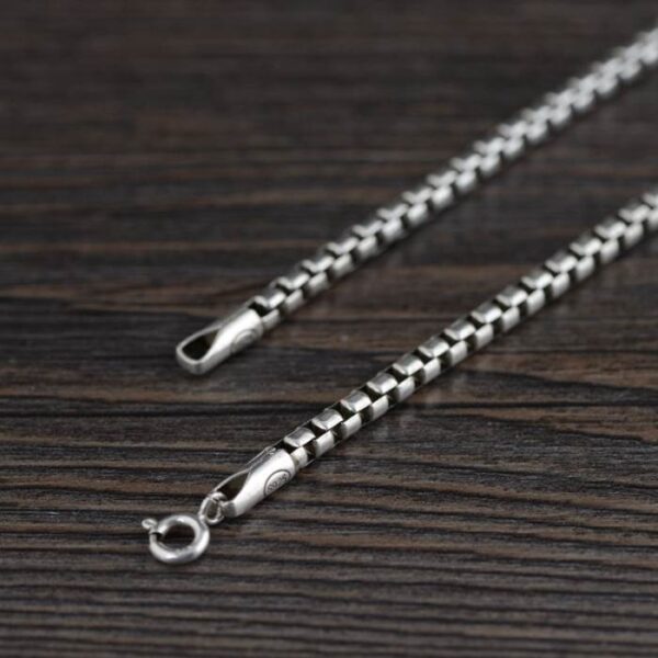 Silver 18" - 32" Rounded Box Chain Necklace