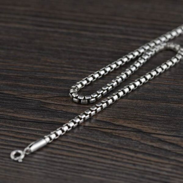 Silver 18" - 32" Rounded Box Chain Necklace