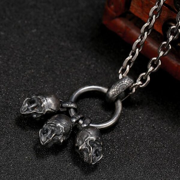 'Triple Skulls' Skull Pendant Necklace