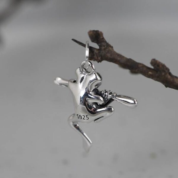 Silver Frog Pendant Necklace