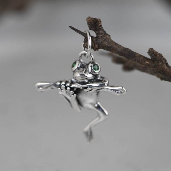 Silver Frog Pendant Necklace