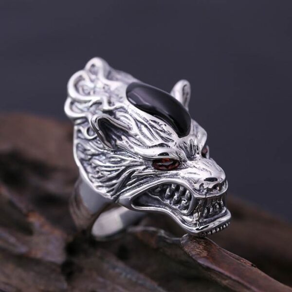 Wolf Head Ring