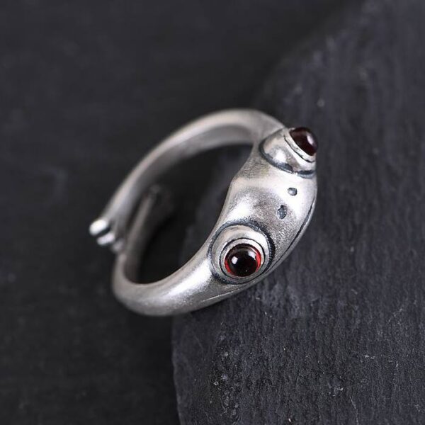 Brushed 990 Silver Frog Ring