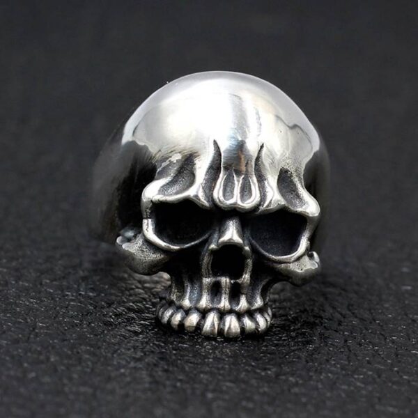 Angry Flames Skull Ring