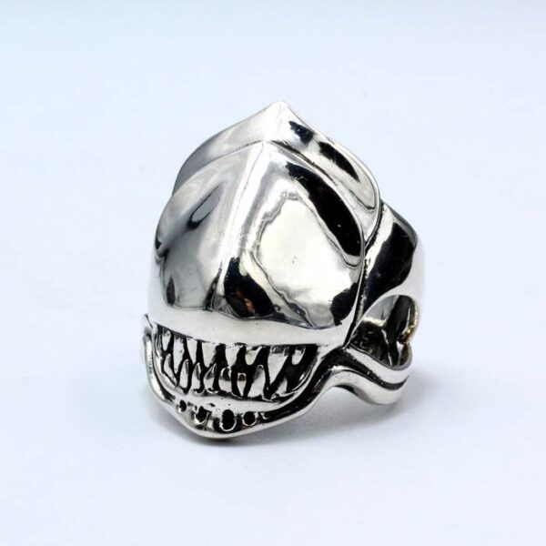 Predator Alien Ring