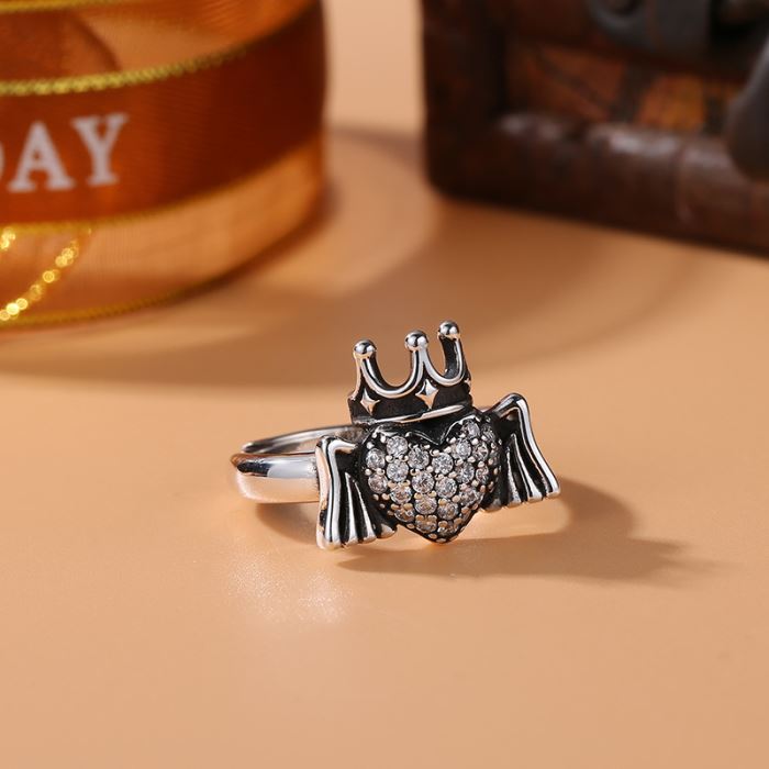 Wings Crown Heart Ring