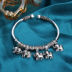 Elephant Charms Bangle