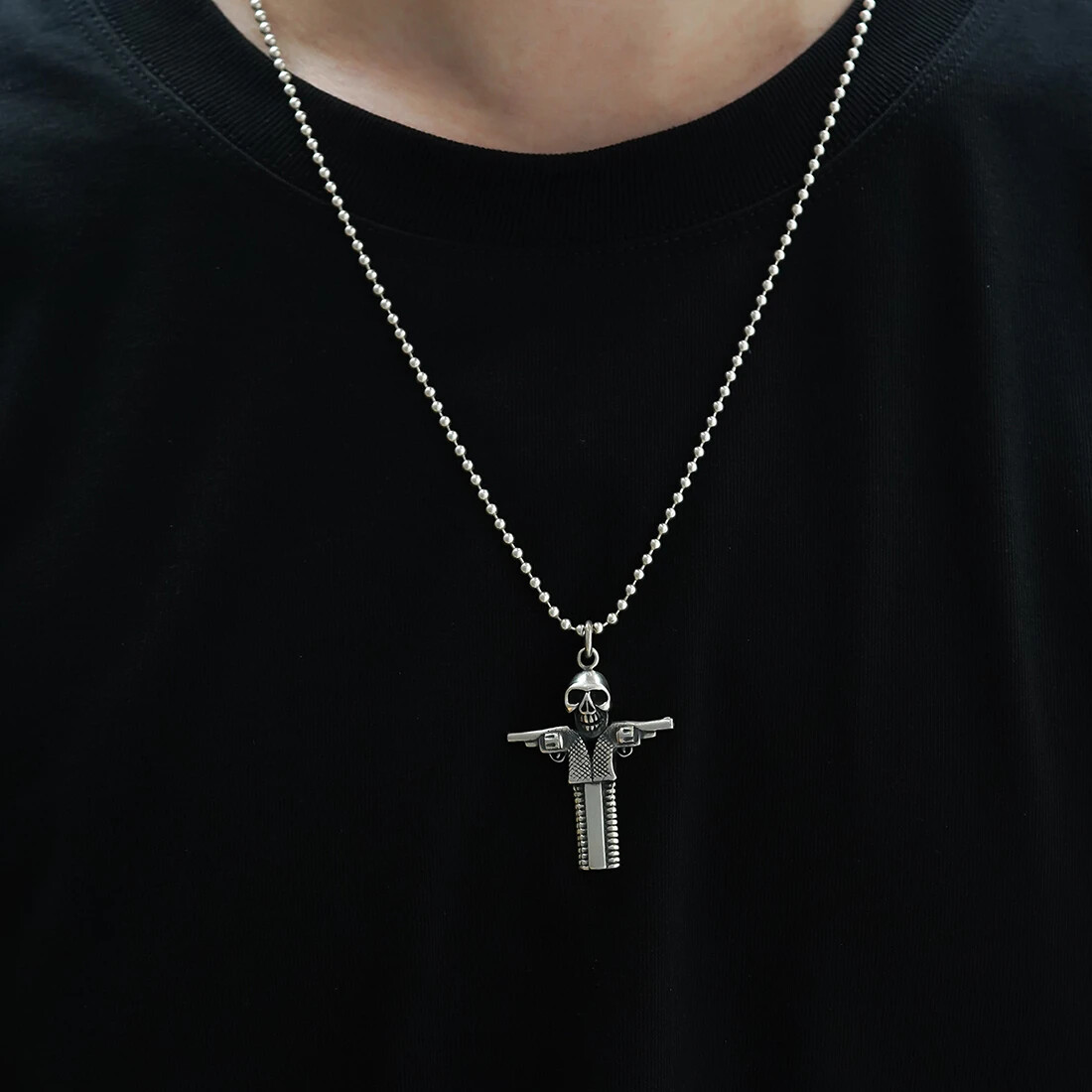 Skull Revolvers Pendant